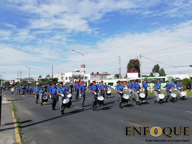 Realizan pase de revista del Desfile Cívico Militar del 16 de Septiembre