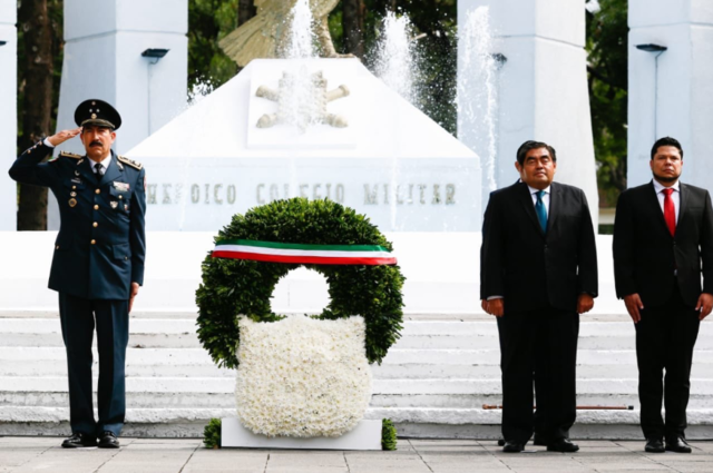 Foto: Especial Gobernador de Puebla encabeza ceremonia cívica del 172 Aniversario de los Niños Héroes