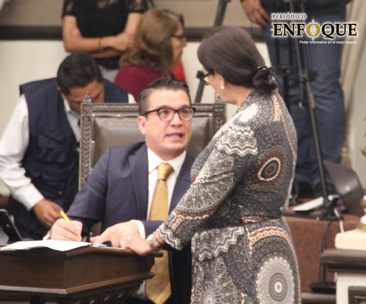 Gerardo Islas asegura que federación maneja los recursos de la reconstrucción