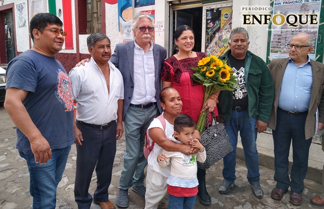 Foto: Omar Sánchez Recorre la secretaria de Cultura federal templos afectados en Cholula por sismos del 2017