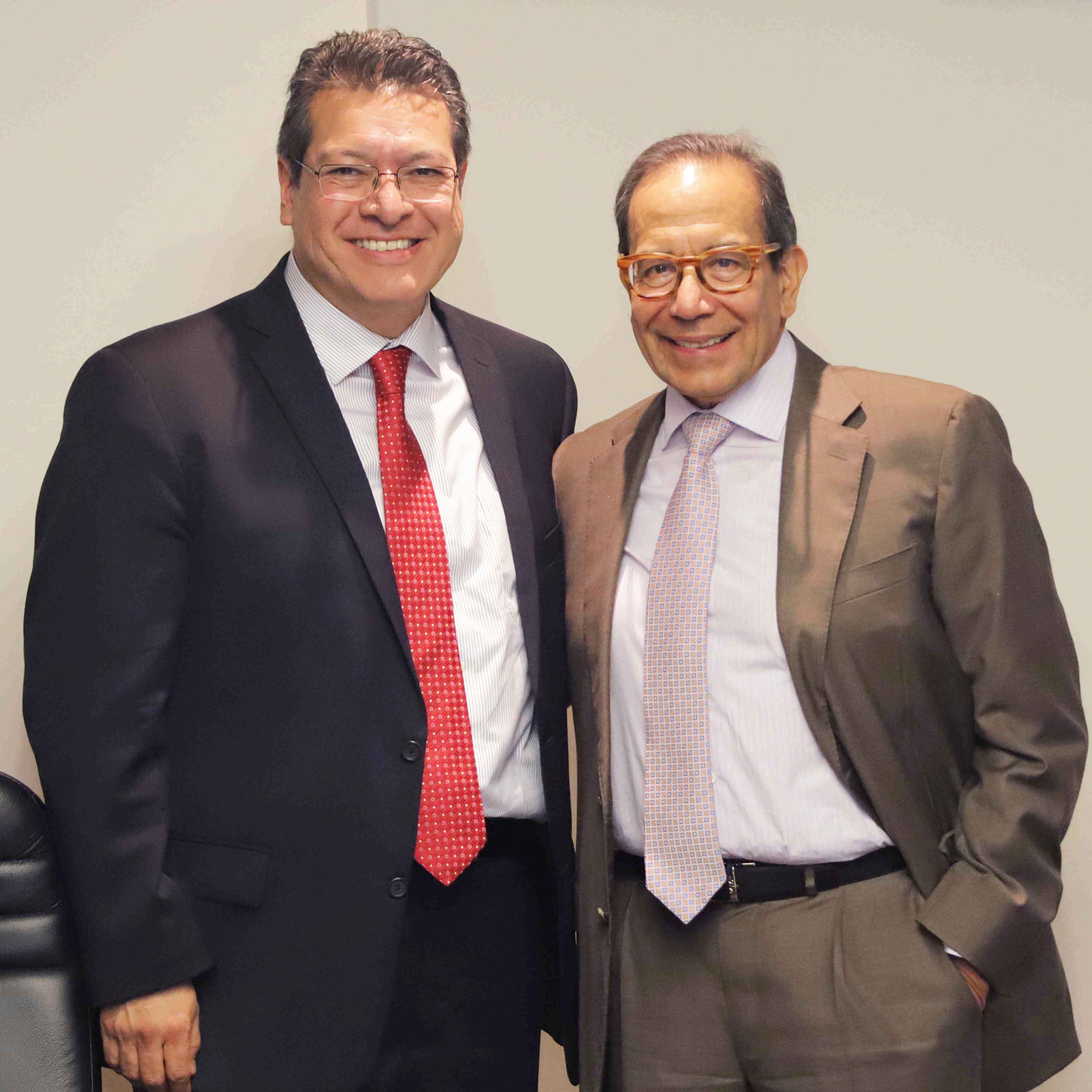 Foto: Cortesía  En “Supérate” colaboran Marco Mena y  Presidente del CCE