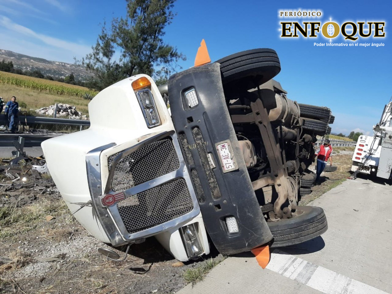 Foto: Especial Volcadura de tráiler afecta el tránsito de la autopista Puebla-Orizaba