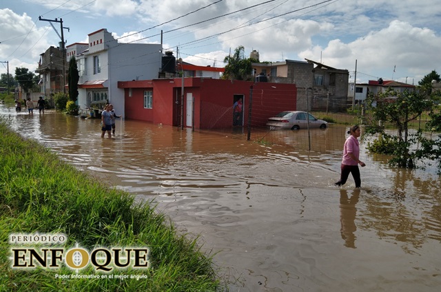 Exigen vecinos a Guadalupe Daniel drenajes pluviales para evitar más inundaciones 