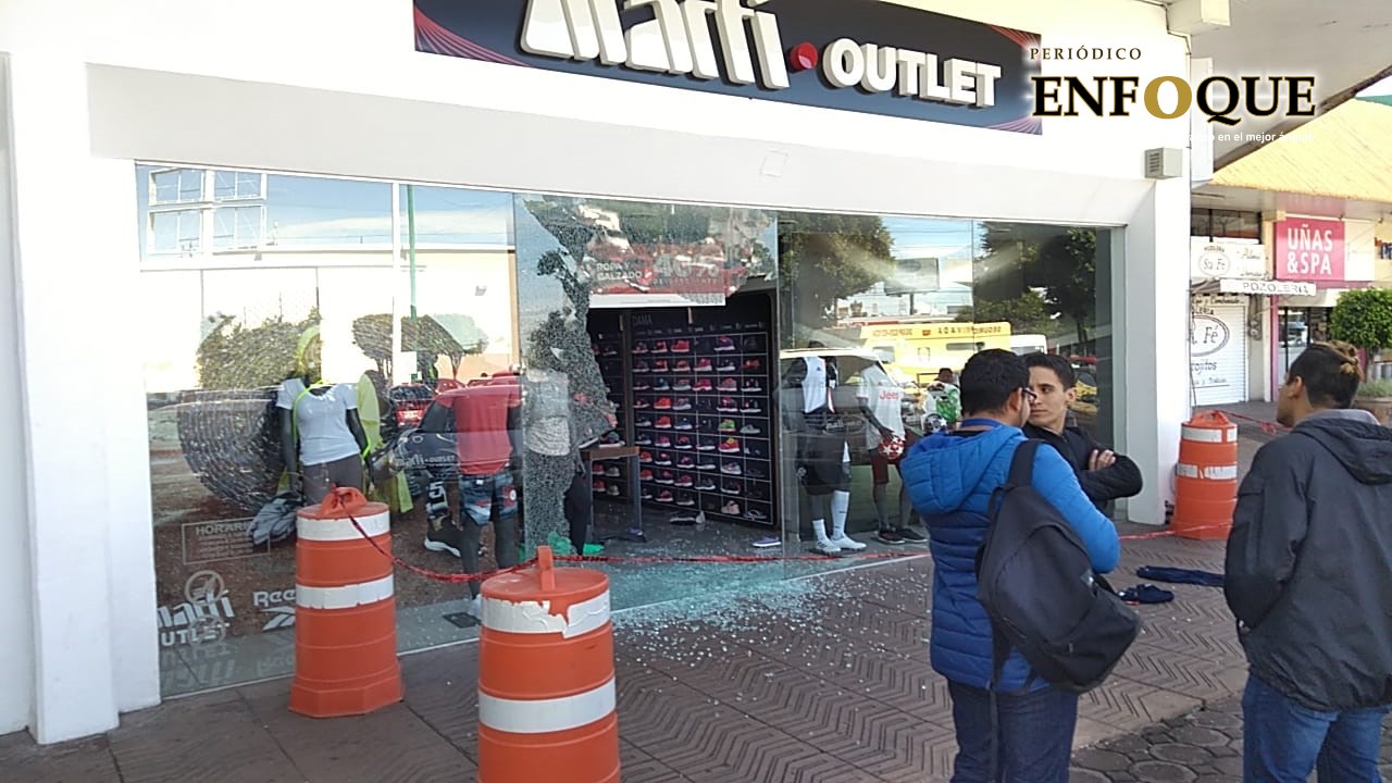 Asaltan tienda Martí de Plaza San Pedro 