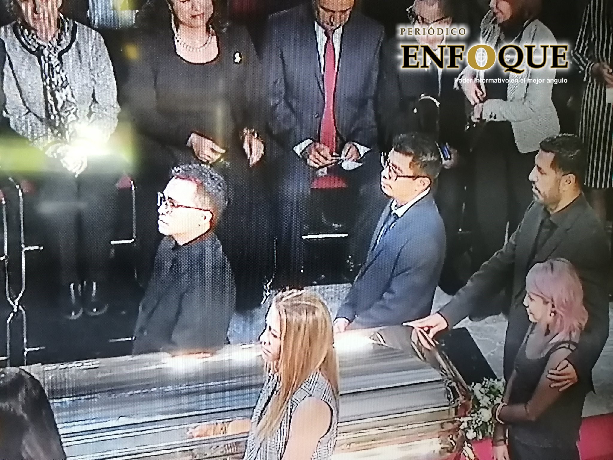 Directivo del Puebla aparece en homenaje a José José en Bellas Artes