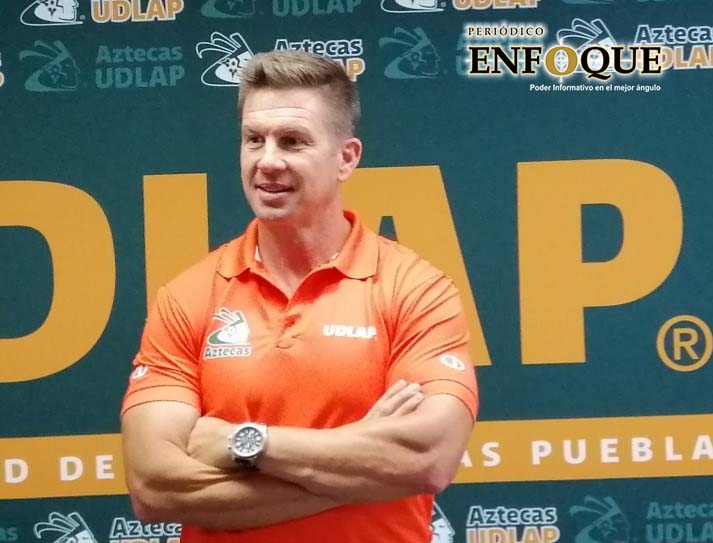 Foto: Antonio Zamora  Se calienta la previa del Clásico Poblano de Fútbol Americano