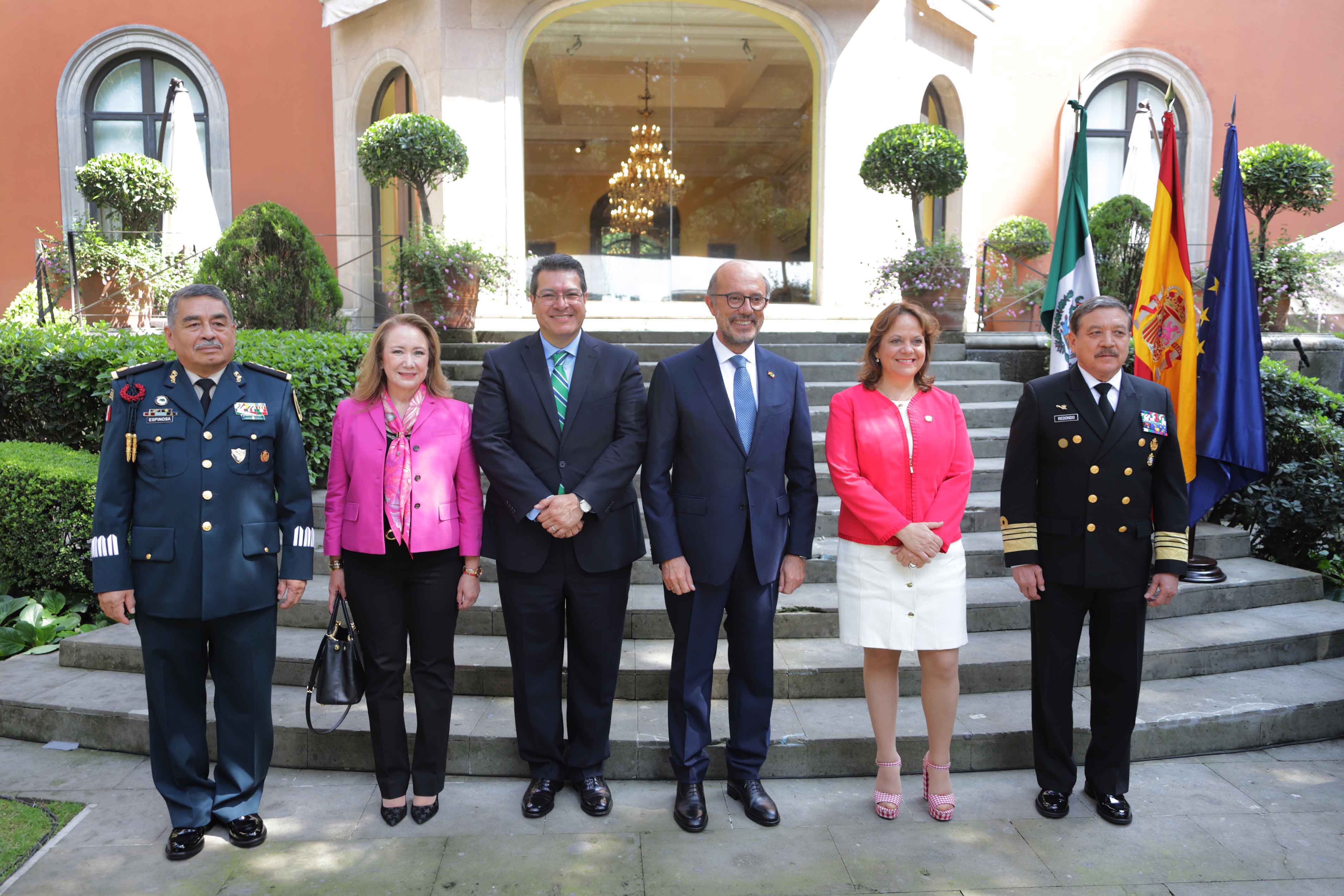 Foto: Cortesía  Marco Mena asiste a fiesta nacional de España en CDMX