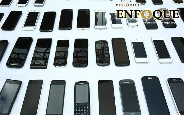 Hasta con 12 años de cárcel plantean castigar el robo de celulares