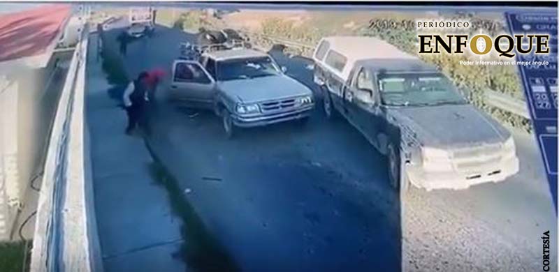 En Tecamachalco grupo armado intercepta y secuestra a familia