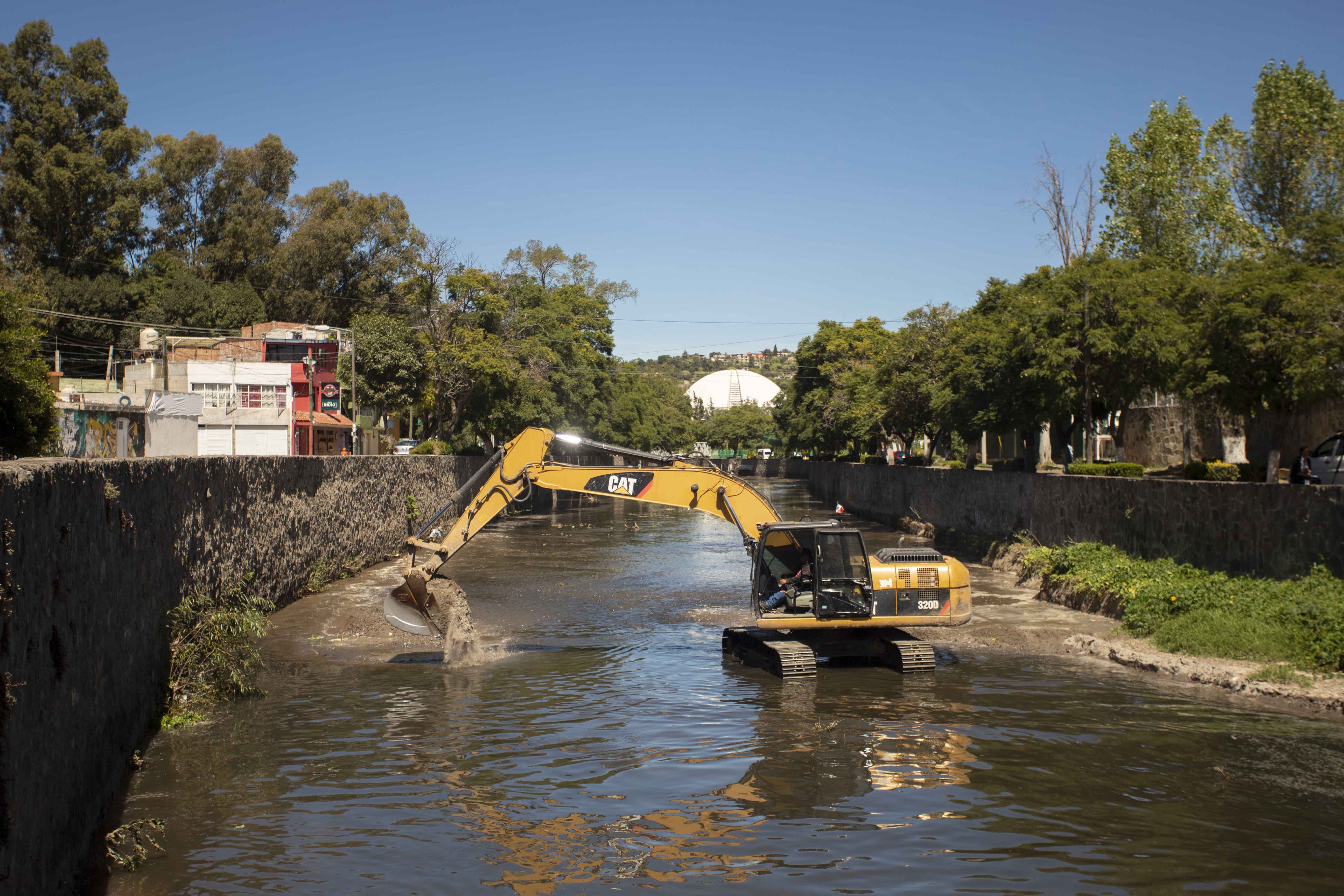 Foto: Cortesía  Inicia SECODUVI trabajos de desazolve del río Zahuapan