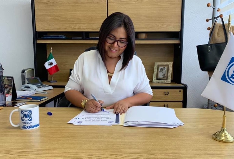 Foto: Cortesía  Ante presión social, Barbosa realizó tarifa especial en transporte para estudiantes: PAN