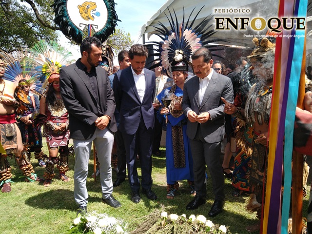 Guardan minuto de silencio por los 500 Años de la Matanza de Cholula 