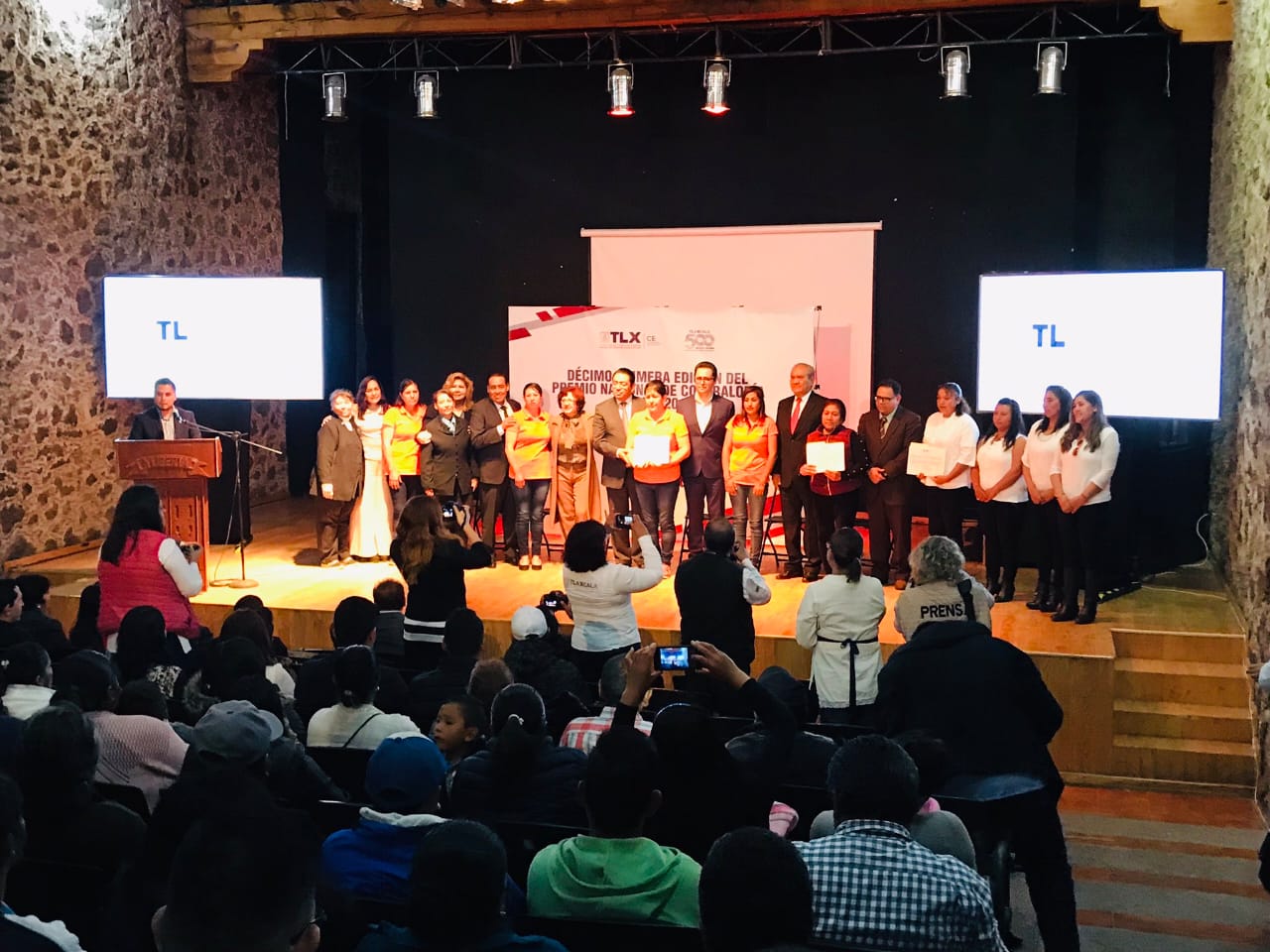 Foto: Cortesía  Premian a Comités de Contraloría Social