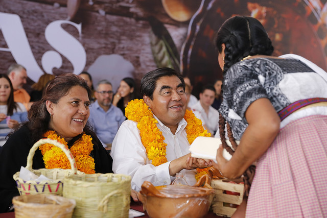 Foto: Gobierno del Estado Certificará gobierno del estado la carne del Mole de Caderas, anuncia Barbosa Huerta