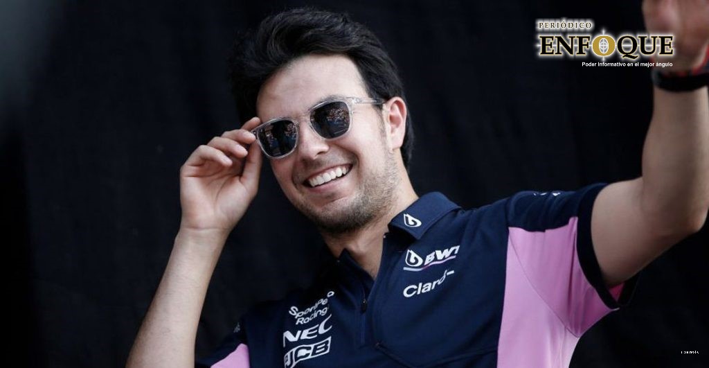 'Checo' Pérez maneja un Uber en CDMX a días del GP México (VIDEO) 