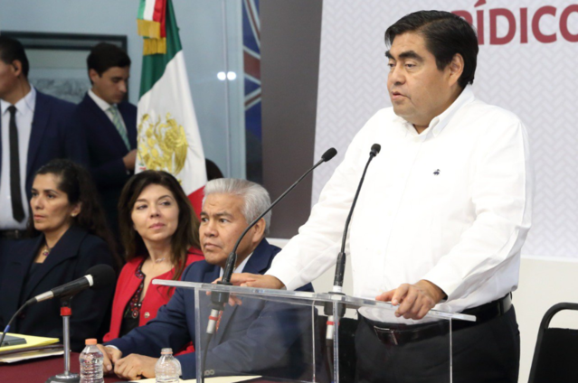 Foto: @MBarbosaMX Inicia gobierno del estado investigación a notarías entregadas en la administración de Moreno Valle