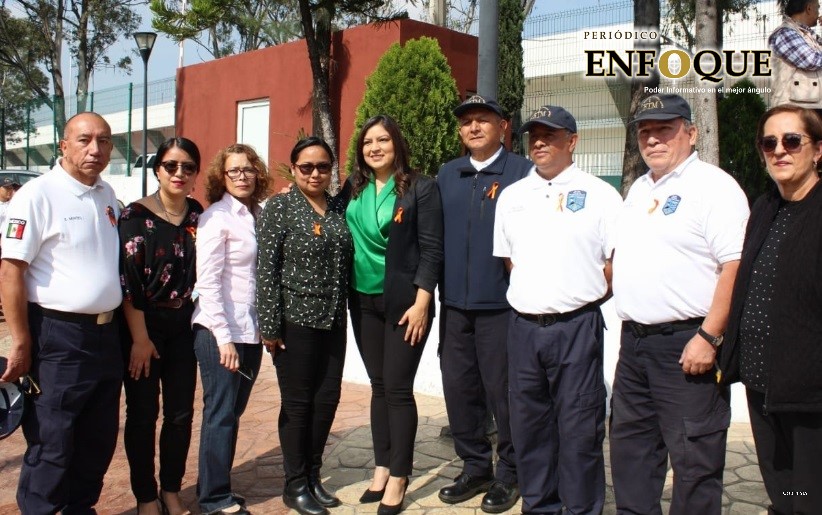 Rivera Vivanco clausura taller contra la violencia escolar 