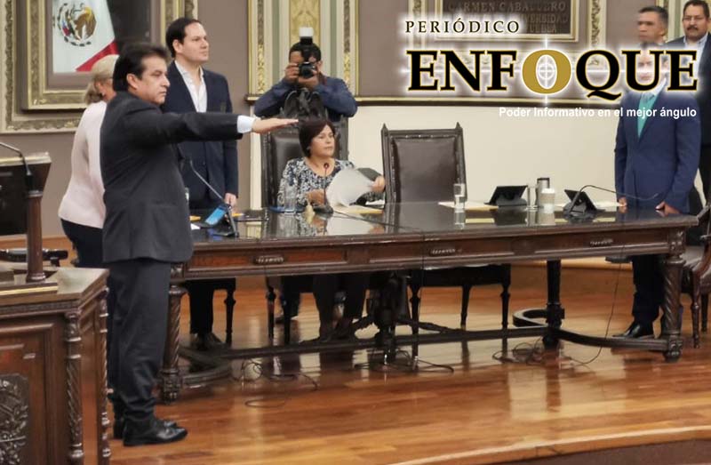 Entra en funciones nuevo titular de la CDH; niega ser una imposición de Barbosa