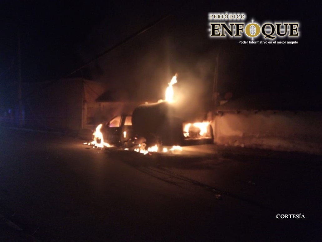 Se incendia pipa de gas Lp en Tepeaca