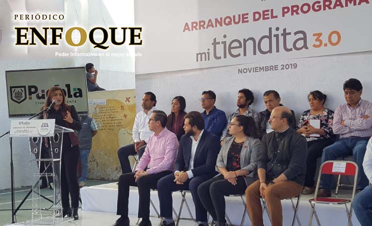 Foto: César Valdez Claudia Rivera gastó 10 mdp en tablets y scanners para 400 tienditas (Video)