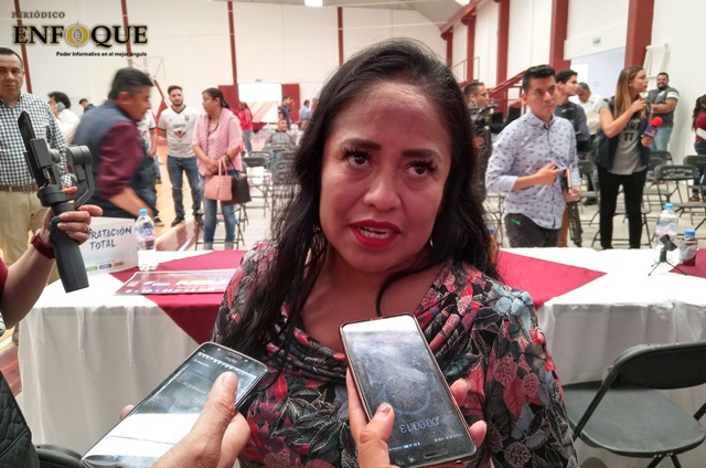 Asegurado el aguinaldo a trabajadores y policías de Cuautlancingo: Lupita Daniel  