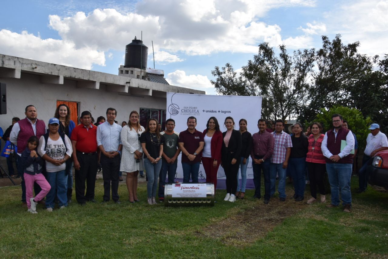 Foto: Cortesía  Reciben juntas auxiliares de San Pedro Cholula cuartos adicionales y calentadores sociales.