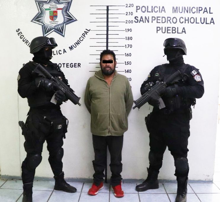 Foto: Cortesía  Por infracción de vialidad, encuentra policía de San Pedro Cholula auto robado