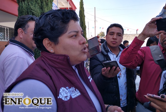 Foto: Omar Sánchez Principal demanda ciudadana en San Andrés son drenajes, calles y luminarias: Karina Pérez