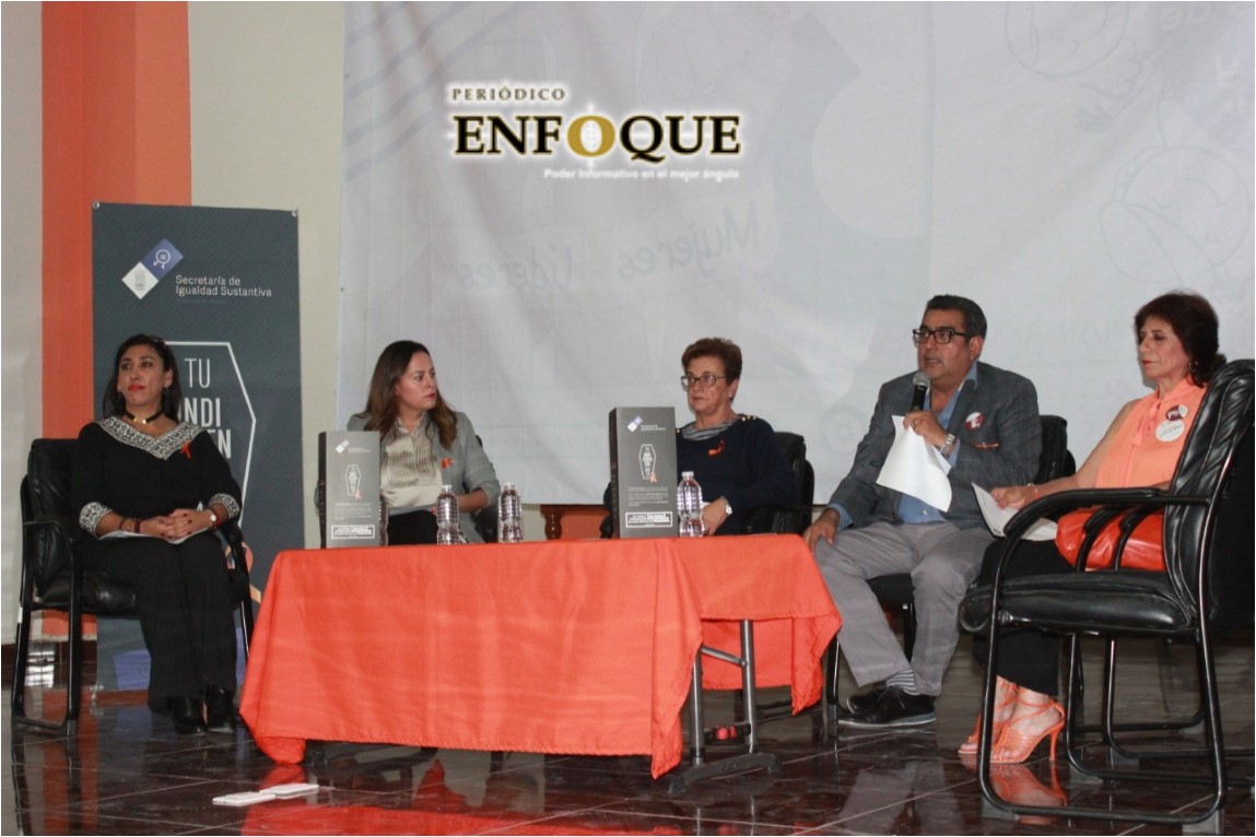 Foto: Marisol Oropeza En Tepeaca, la Secretaría de Igualdad Sustantiva realiza el conversatorio “Tu Indiferencia Mata”