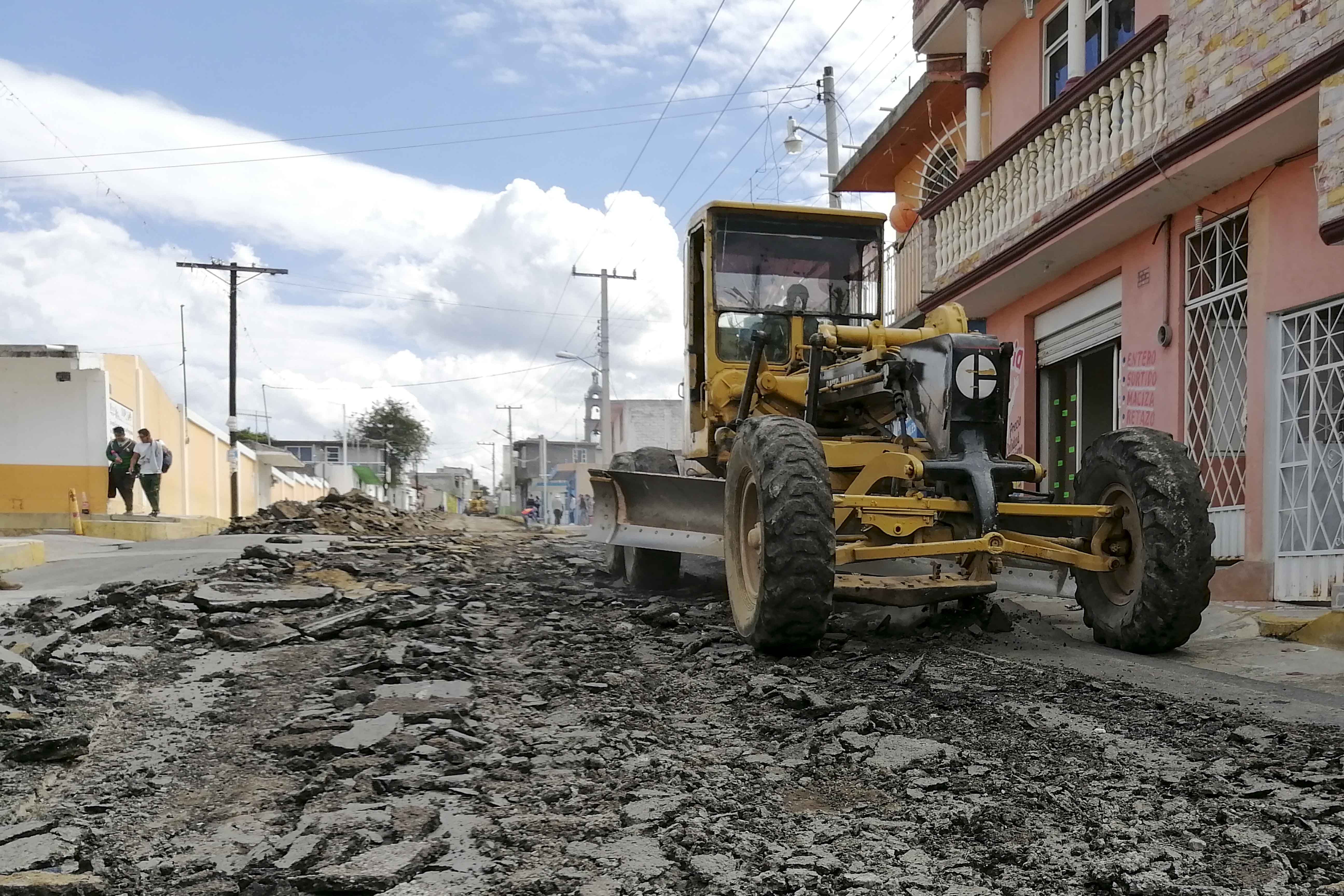 Rehabilita SECODUVI carretera que comunica a Cuaxomulco y Santa Cruz Tlaxcala