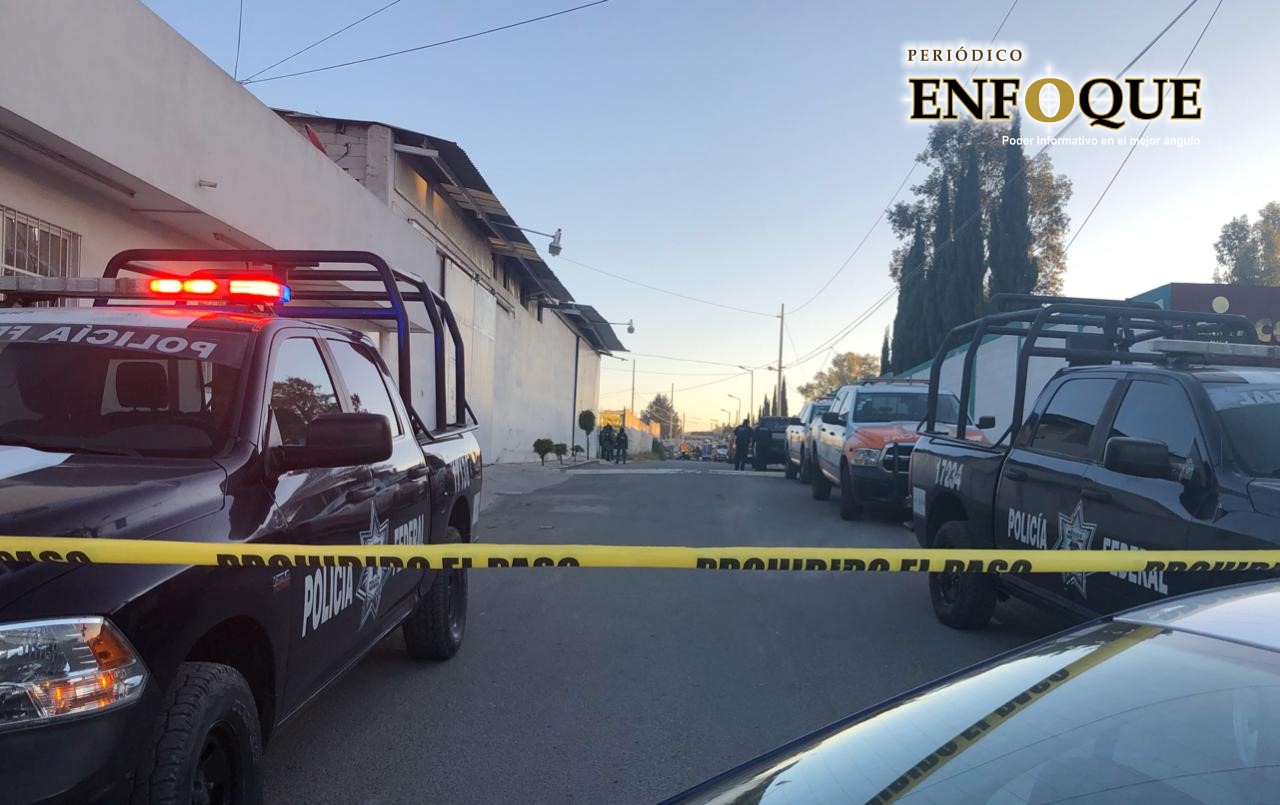 Foto: César Valdez Hallan un cadáver en el huachitúnel del la colonia Jorge Murad (Fotos)