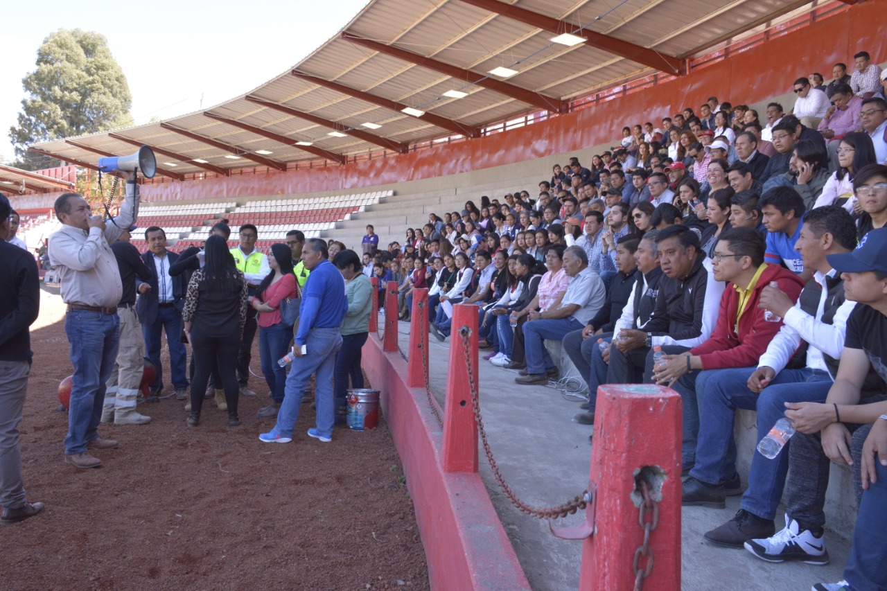 Foto: Cortesía  Capacitan a personal de apoyo para concierto de Carlos Rivera en el Estadio Tlahuicole