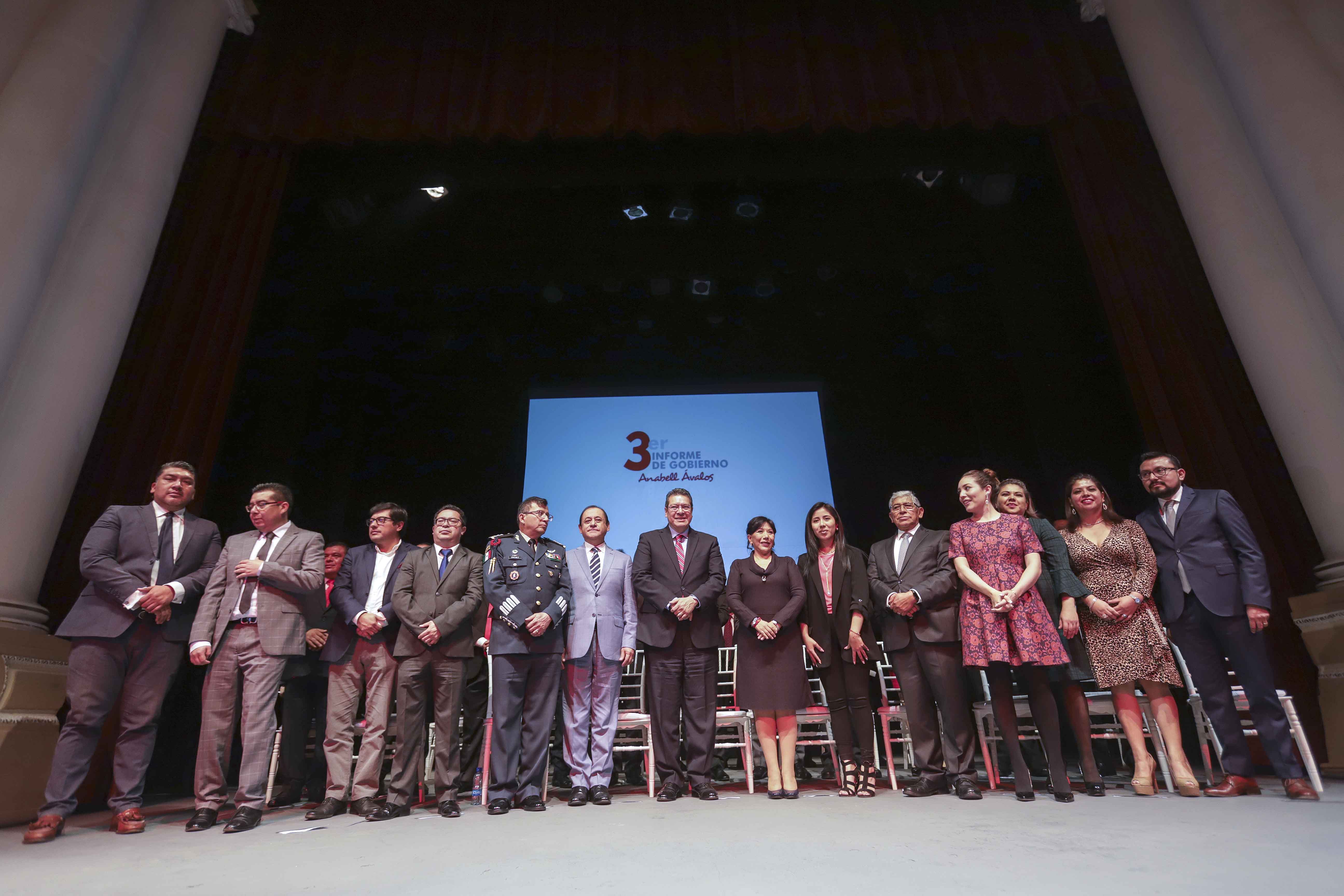 Marco Mena asiste a Tercer Informe de la presidenta Municipal de Tlaxcala
