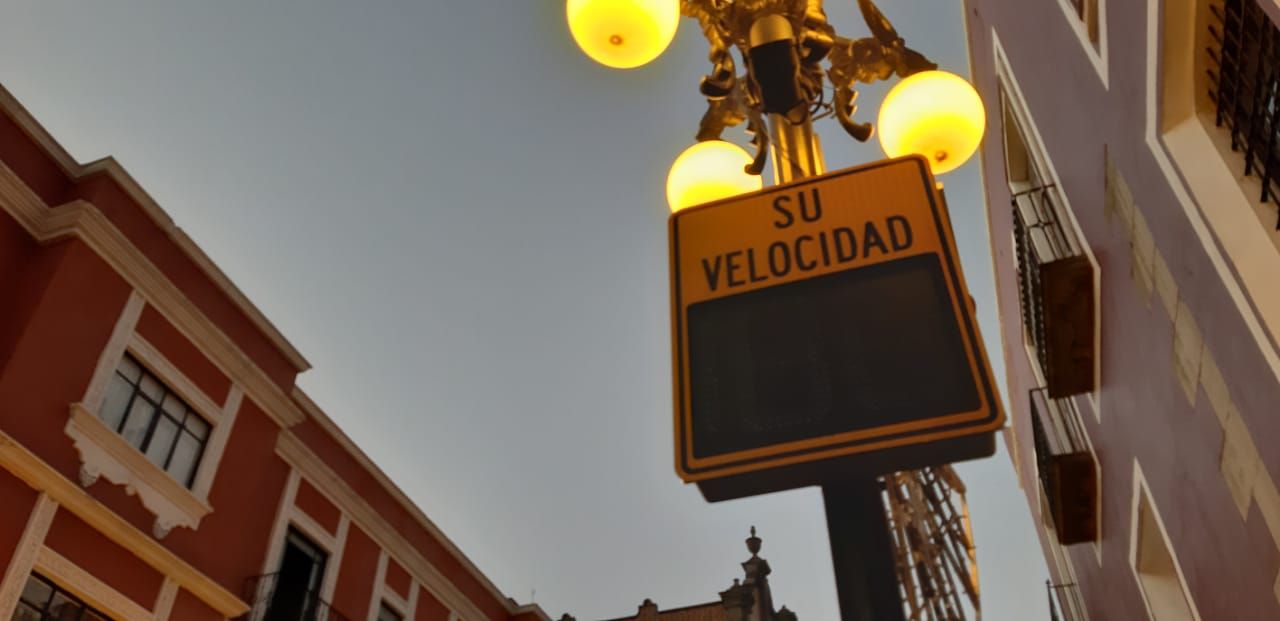 Foto: Cortesía Inician colocación de 28 monitores de velocidad en diferentes puntos de la ciudad