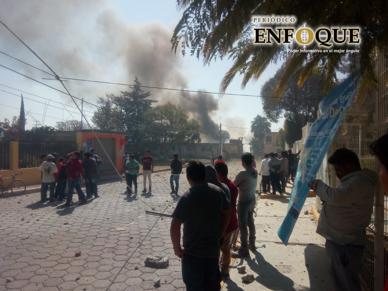 Foto: Marisol Oropeza Explota material pirotécnico en San Hipólito Xochiltenango, Tepeaca (Fotos, Video)