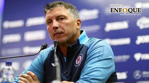 Foto: Cortesía Aficionados de Cruz Azul claman el #FueraSiboldi