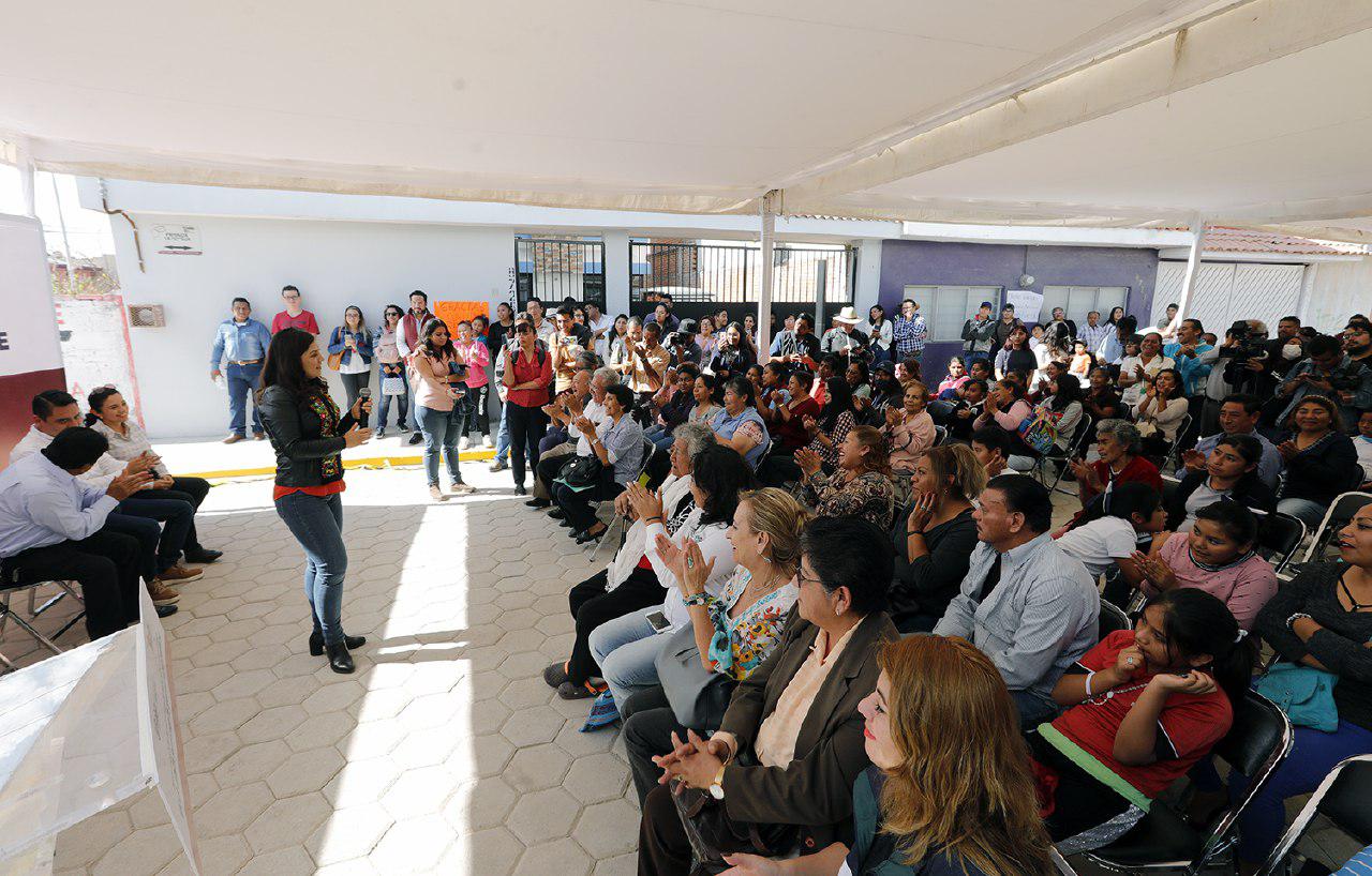 Rivera Vivanco entrega obra del programa Presupuesto Participativo en San Baltazar Campeche