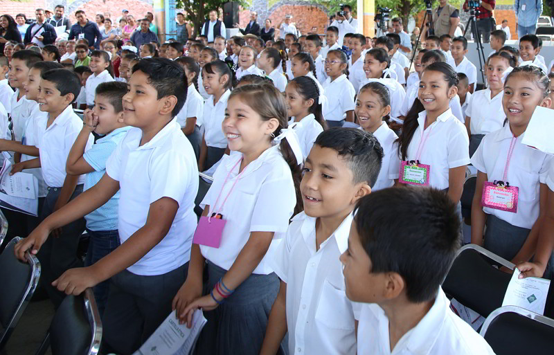 Este viernes es el último día de clases para un millón 677 mil 473 estudiantes