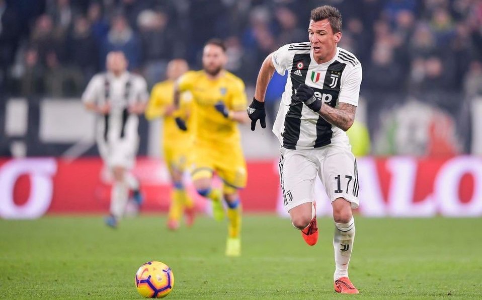 Mario Mandzukic firma con Al Duhail de Qatar