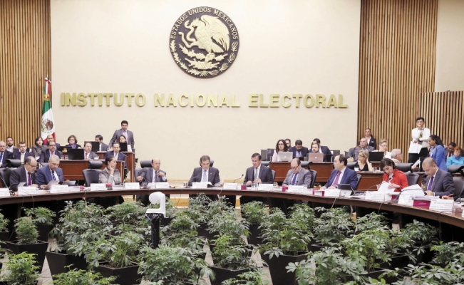 El martes, día límite para que partidos políticos actualicen sus padrones